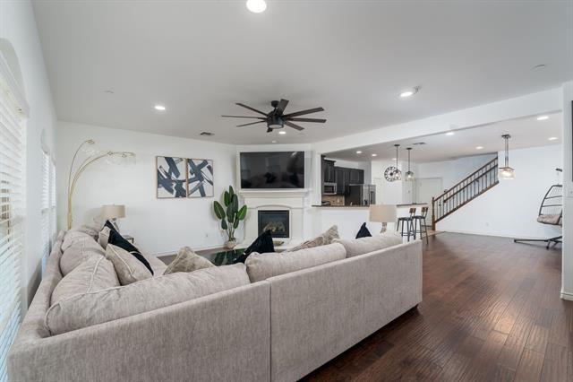 Building Photo - 4157 Comanche Dr
