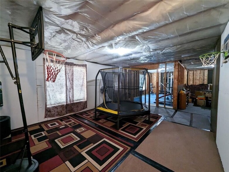 Building Photo - 1977 Preserve Creek Way