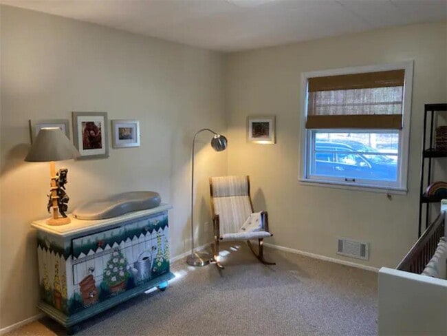 Building Photo - 4005 W 44th St