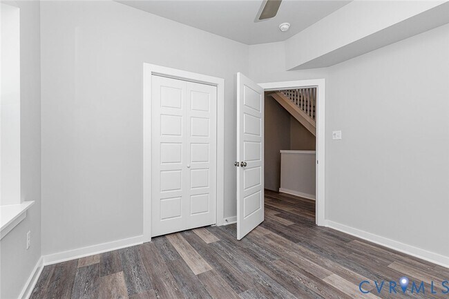 Building Photo - 1529 Porter St