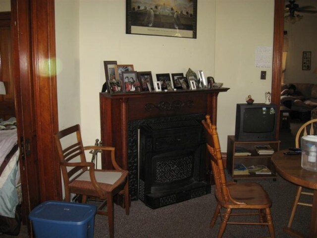 Building Photo - 116 S Jackson St