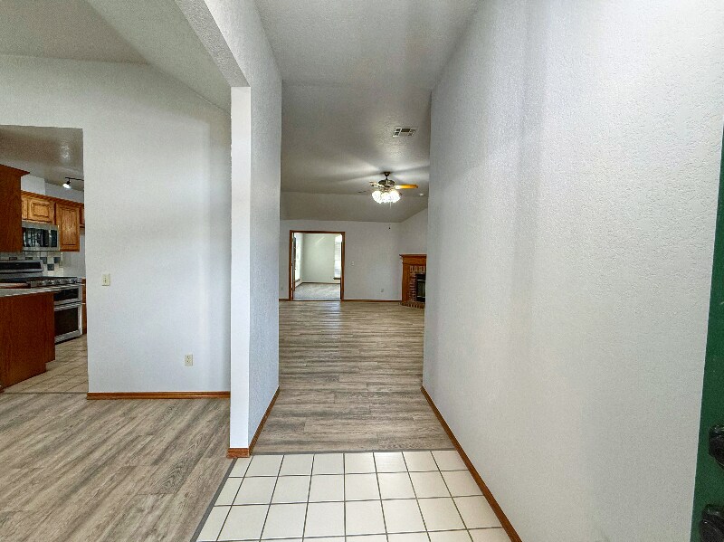 Building Photo - 6605 NW 134th St