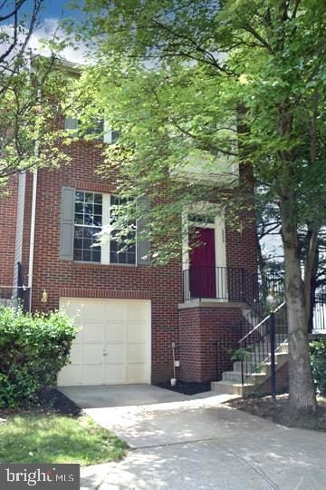 Primary Photo - 2028 Madrillon Springs Ct