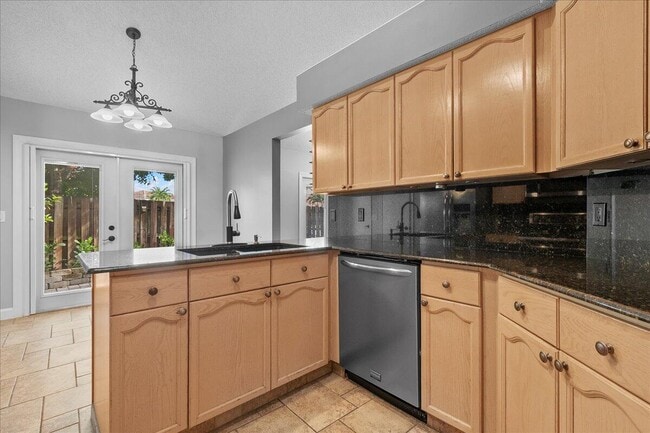 Building Photo - 1714 Shoreside Cir