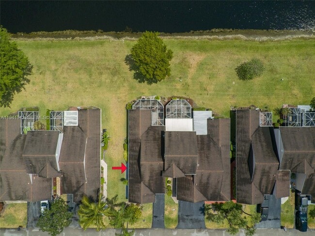 Building Photo - 1248 W Lakes Dr