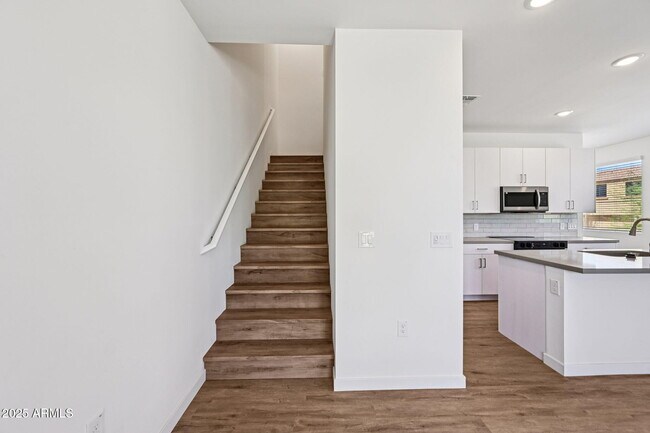 Building Photo - 2131 JENNIFER LYNN Way