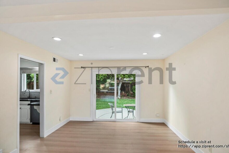 Building Photo - 1019 Pilinut Ct