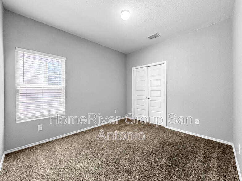 Building Photo - 13541 Lily Ln