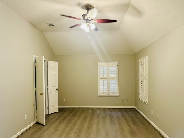 Building Photo - 11405 White Forge Ct