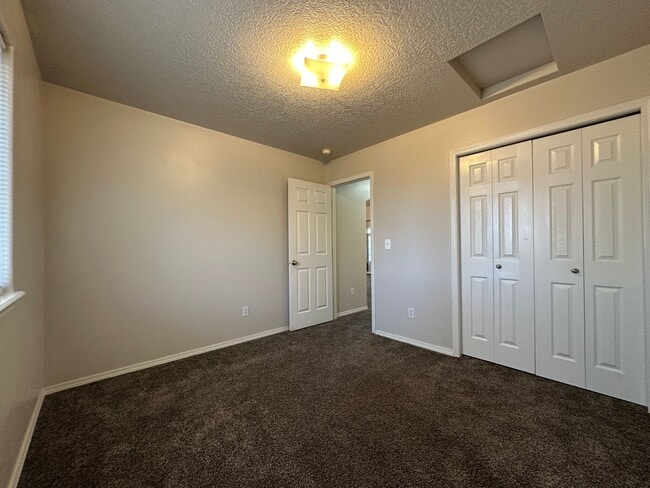 Building Photo - 3bed, 2bath, 1340sq.ft. home in Nottingham Greens - Middleton