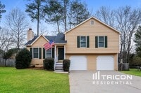Building Photo - 146 Aztec Way SE