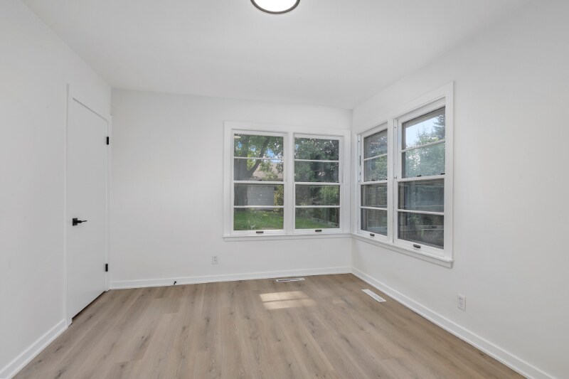 Building Photo - 2635 Fuller Ave NE