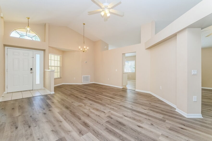 Building Photo - 28246 Tall Grass Dr