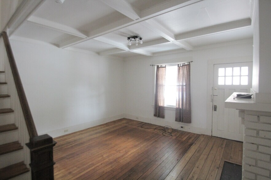 Building Photo - 126 S Trenton Ave