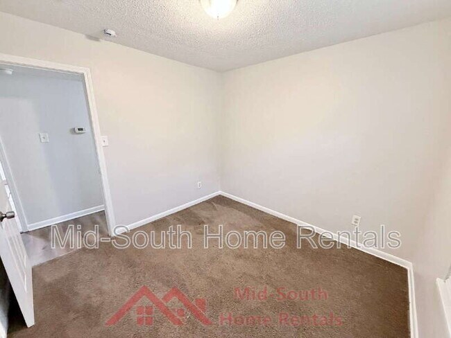 Building Photo - 5151 Corkwood Dr