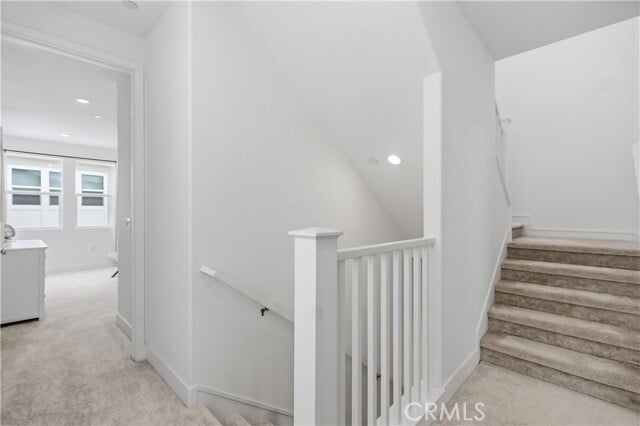 Building Photo - 208 Yerba
