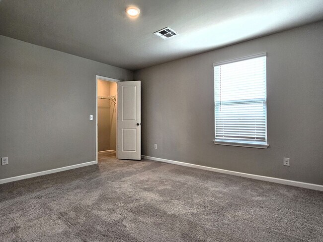 Building Photo - 1708 Amaranth Ln