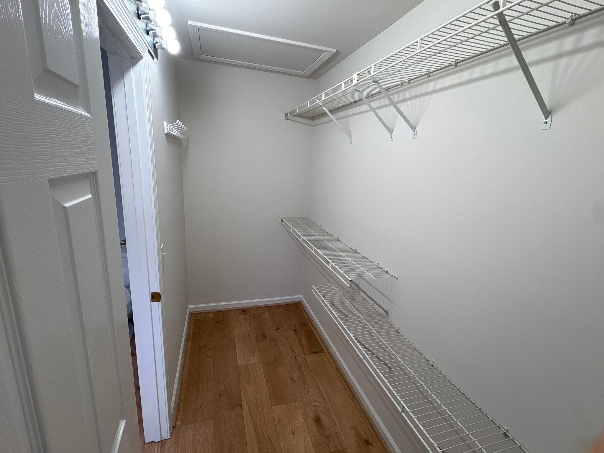 Building Photo - 143 N Belvedere Dr