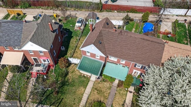 Building Photo - 1870 Yakona Rd