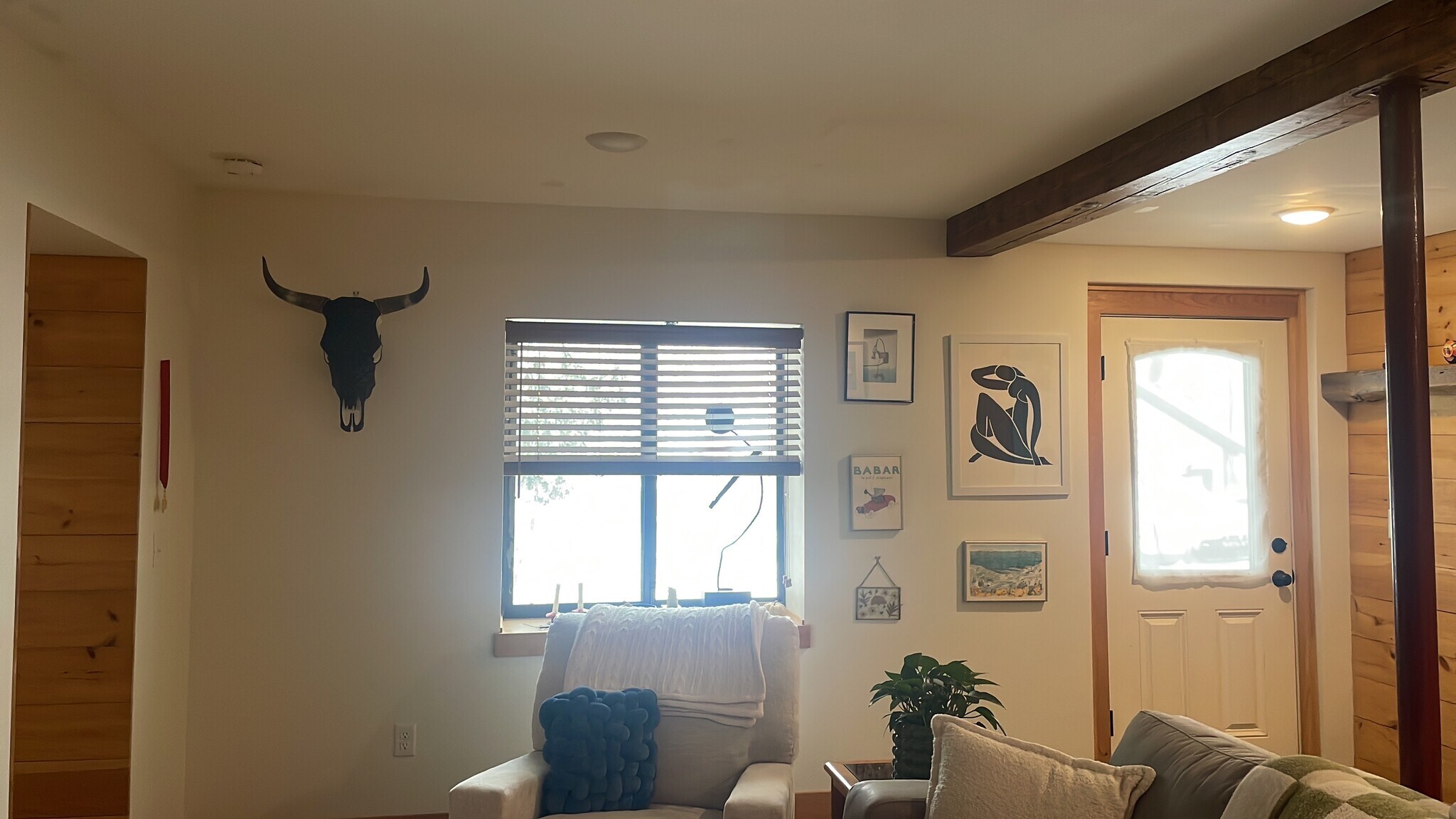 Building Photo - 361 S Winooski Ave