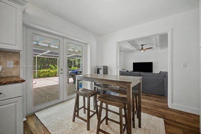 Building Photo - 7100 SW 119th St