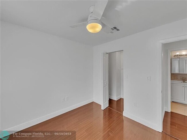Building Photo - 3287 NW 44th St