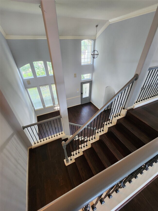 Building Photo - 16935 Jelly Park Stone Dr