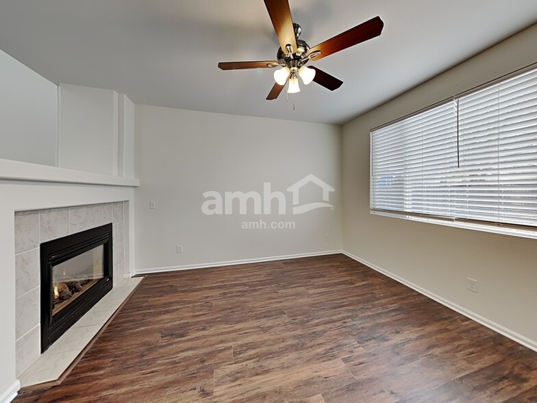 Building Photo - 7728 Barn Owl Dr