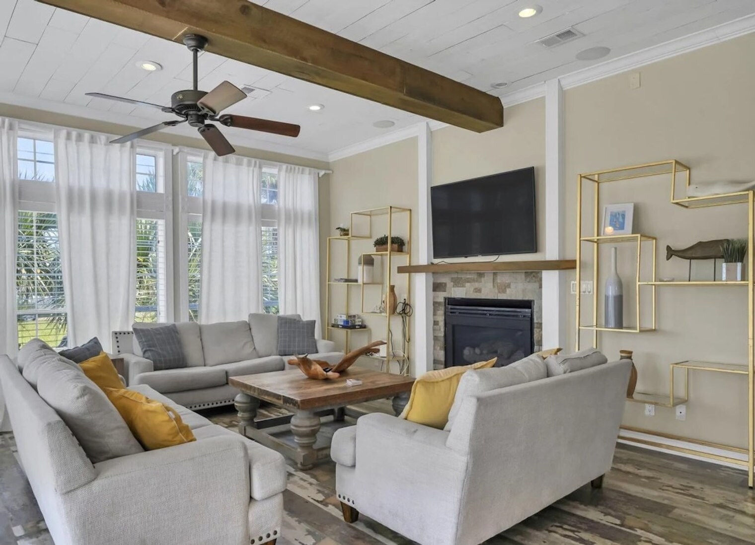 Building Photo - 64 Cobia St