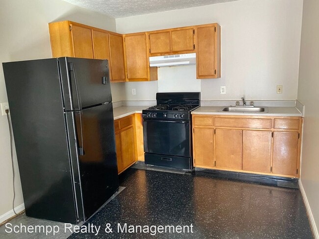 Building Photo - 3 br, 1 bath House - 2433 Slevin St. #2