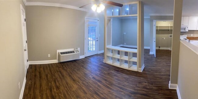 Building Photo - 1435 Fernwood Glendale Rd