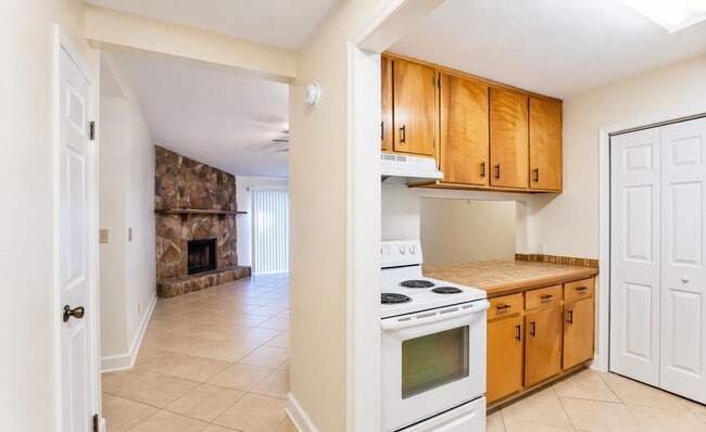 Building Photo - 4777 Leah Ln