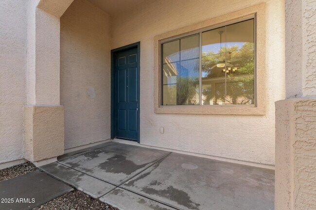 Building Photo - 40809 N Raleigh Ct