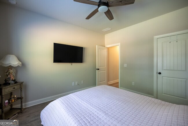 Building Photo - 2539 Tomoka Dr