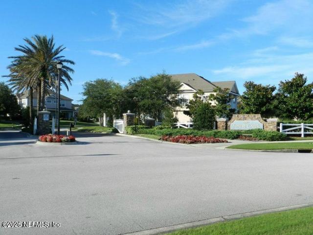 Building Photo - 1701 Forest Lake Cir W