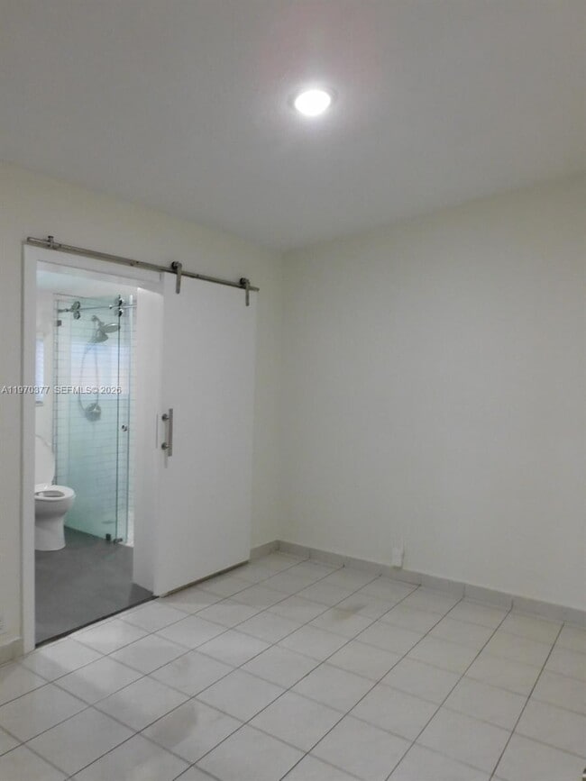 Building Photo - 620 NW 58th Ct