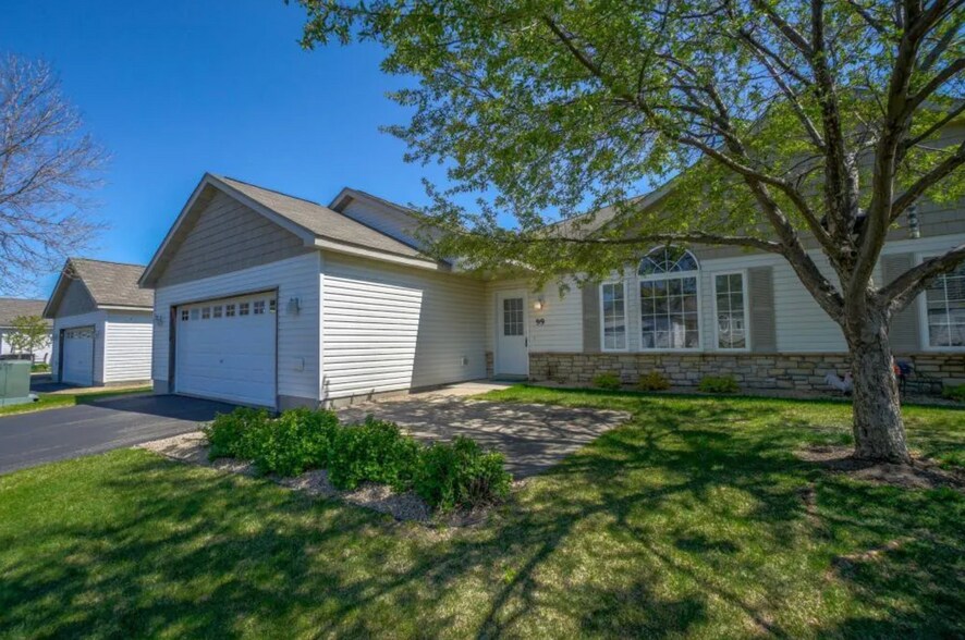 Building Photo - 137 Bridgewater Trl