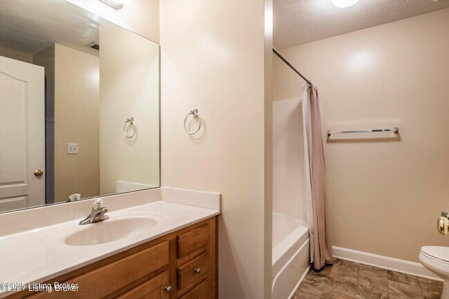 Building Photo - 7309 St Andrews Woods Cir