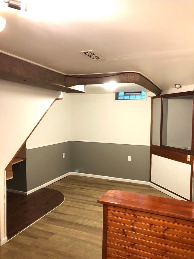 Building Photo - 21600 Whittington St