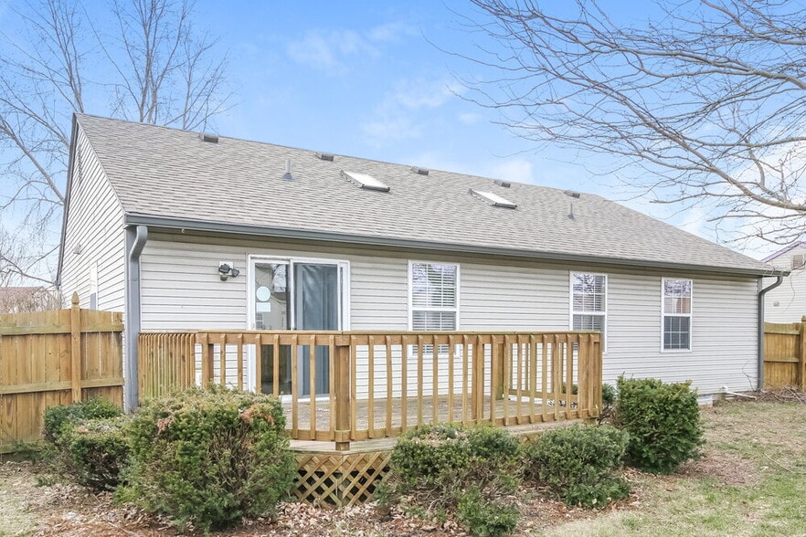 Building Photo - 7825 Jaclyn Dr