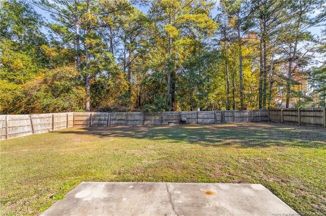 Building Photo - 2713 Leabrook Dr