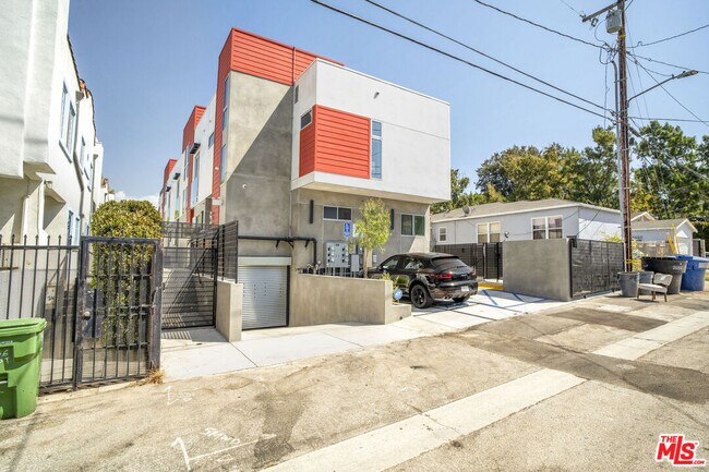 Building Photo - 1840 17th St