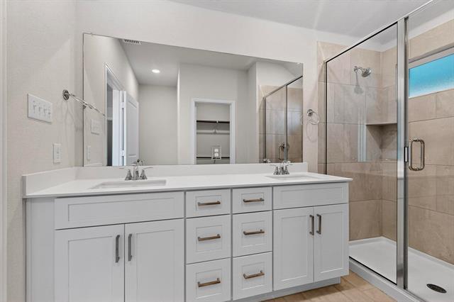 Building Photo - 733 Fencerow Trl