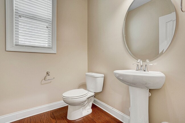 Building Photo - AVAILABLE NOW!-BUNGALOW STYLE HOME IN MORRISVILLE