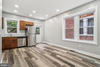 Building Photo - 4824 Sansom St
