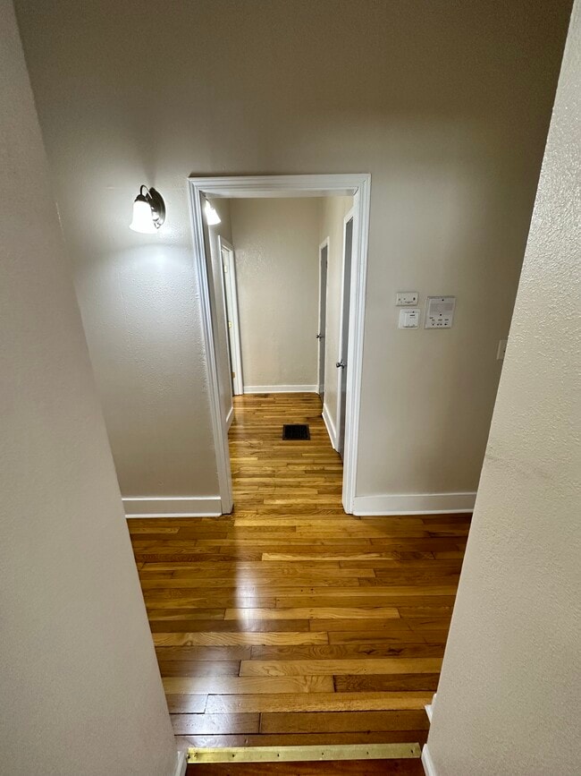 Building Photo - 1635 White St