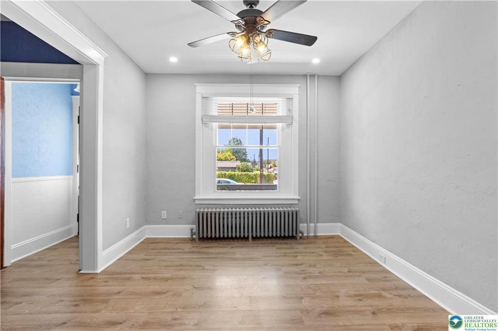 Building Photo - 413 Woodlawn Ave