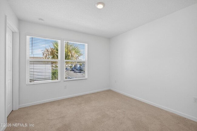 Building Photo - 125 Elmhurst Ln