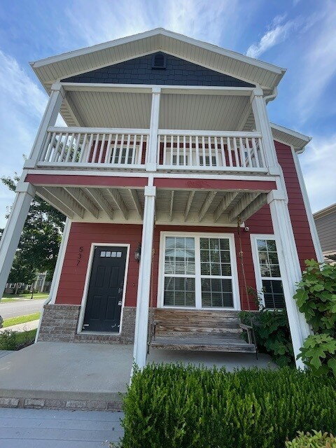 Building Photo - 537 N Keats Dr
