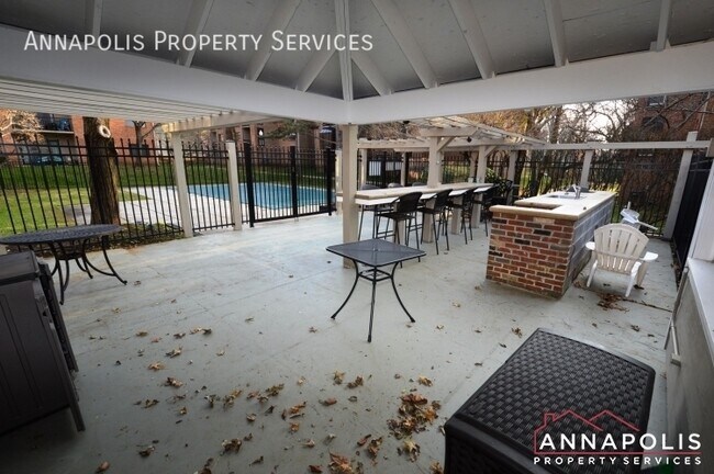 Building Photo - 1227 gemini drive #k